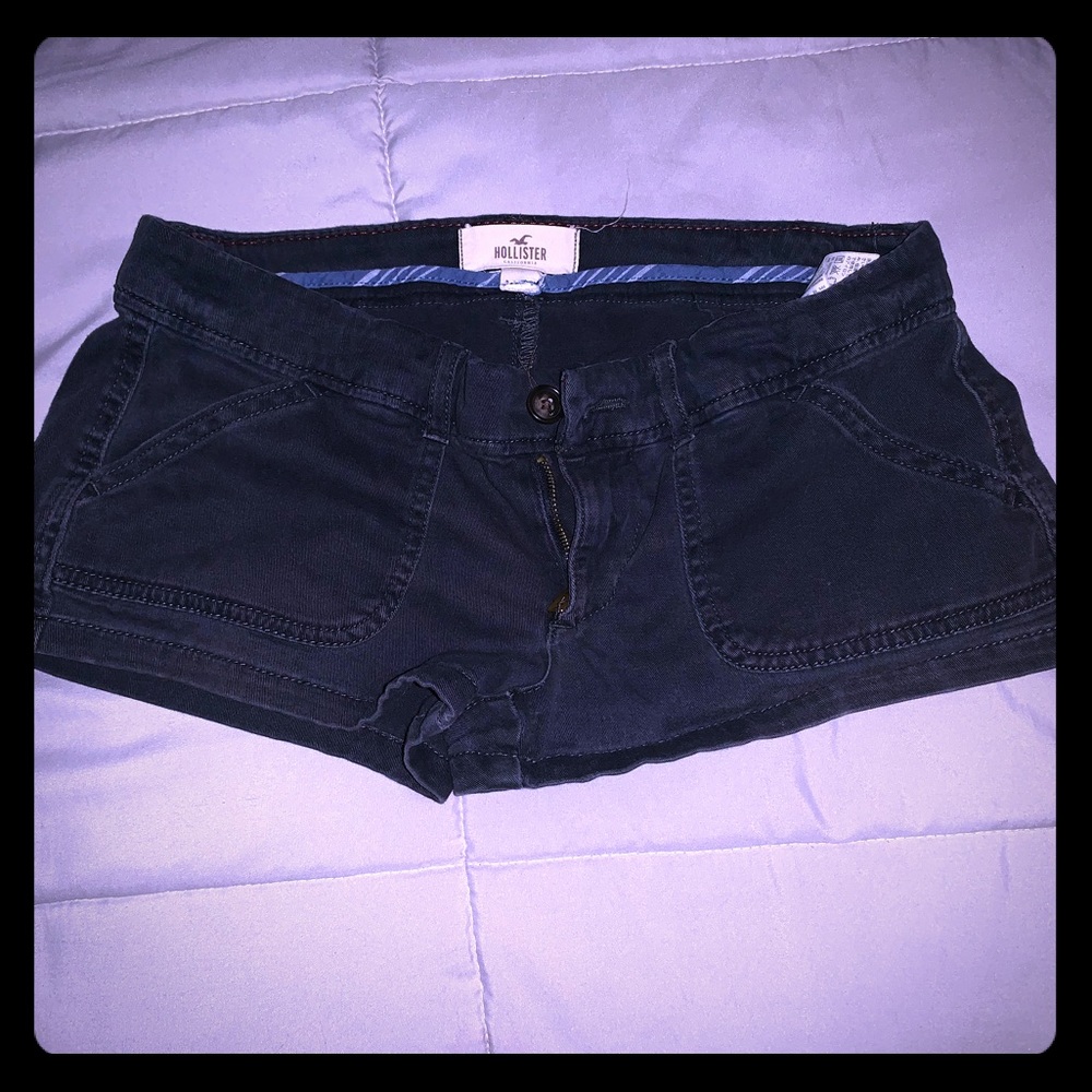 Size 3 Hollister short shorts